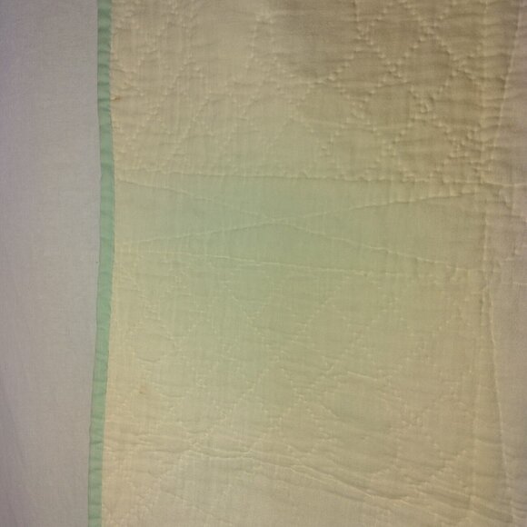 Handmade Quilted Baby Wall Hanging Yellow Green Animals Turtle Mice Ducks READ - Picture 16 of 16